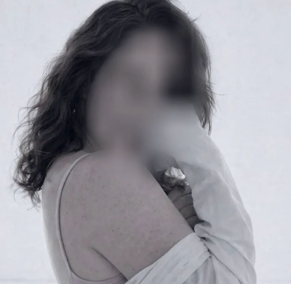 Chiara, 34