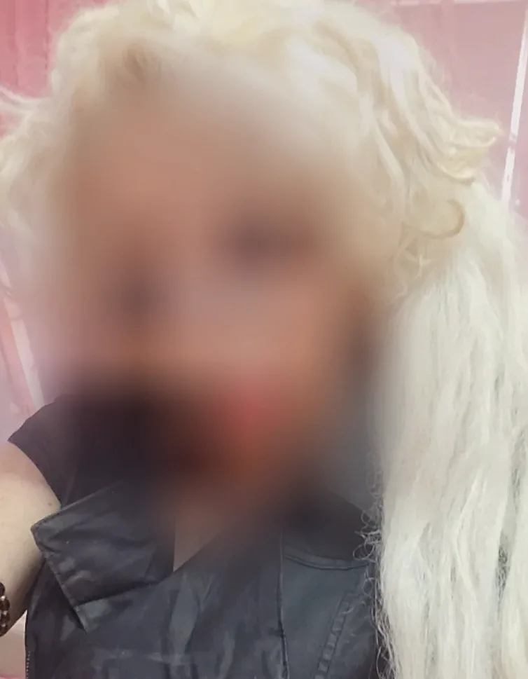 Hanna, 30