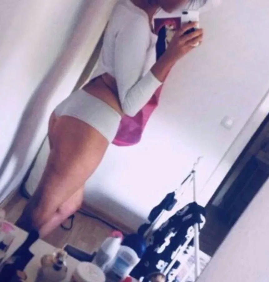 Hannah, 31