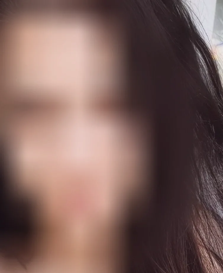 Katrin, 28