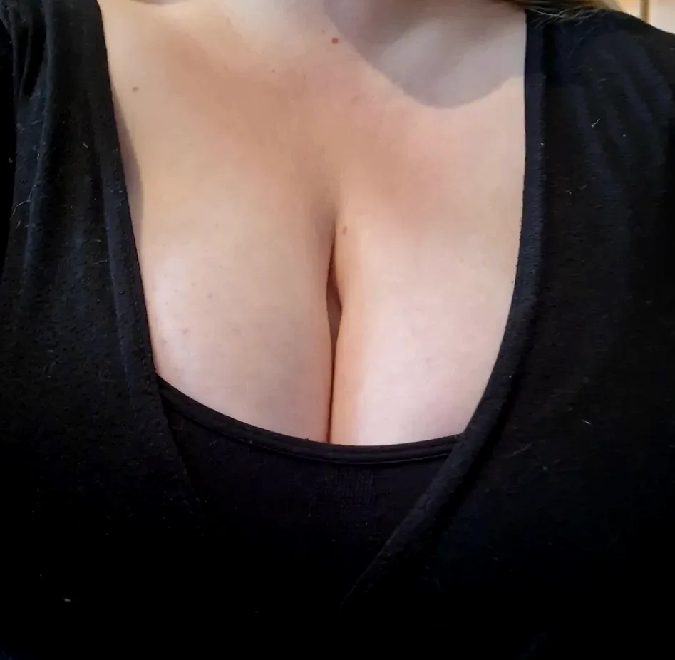 Kerstin, 26