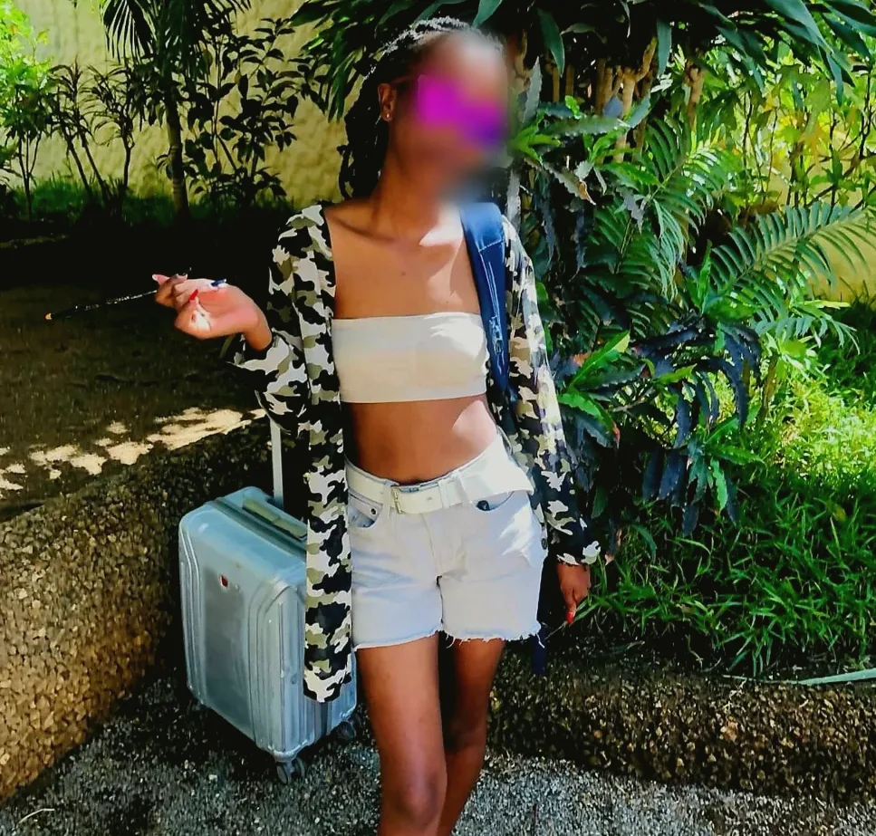 Klara, 21