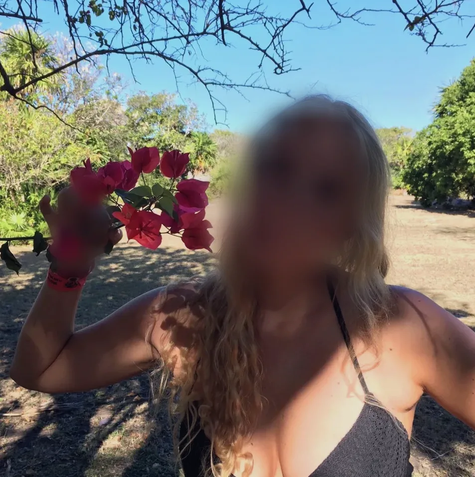 Saskia, 31